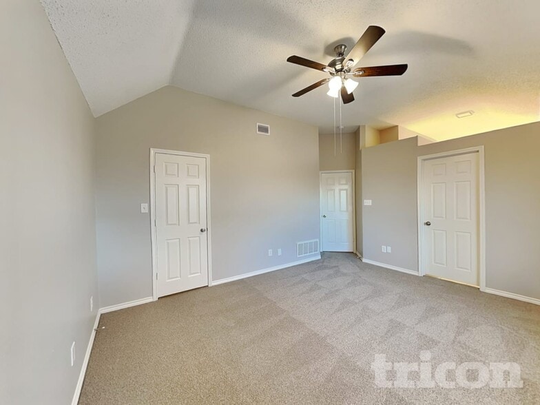 Building Photo - 2674 Steppington St