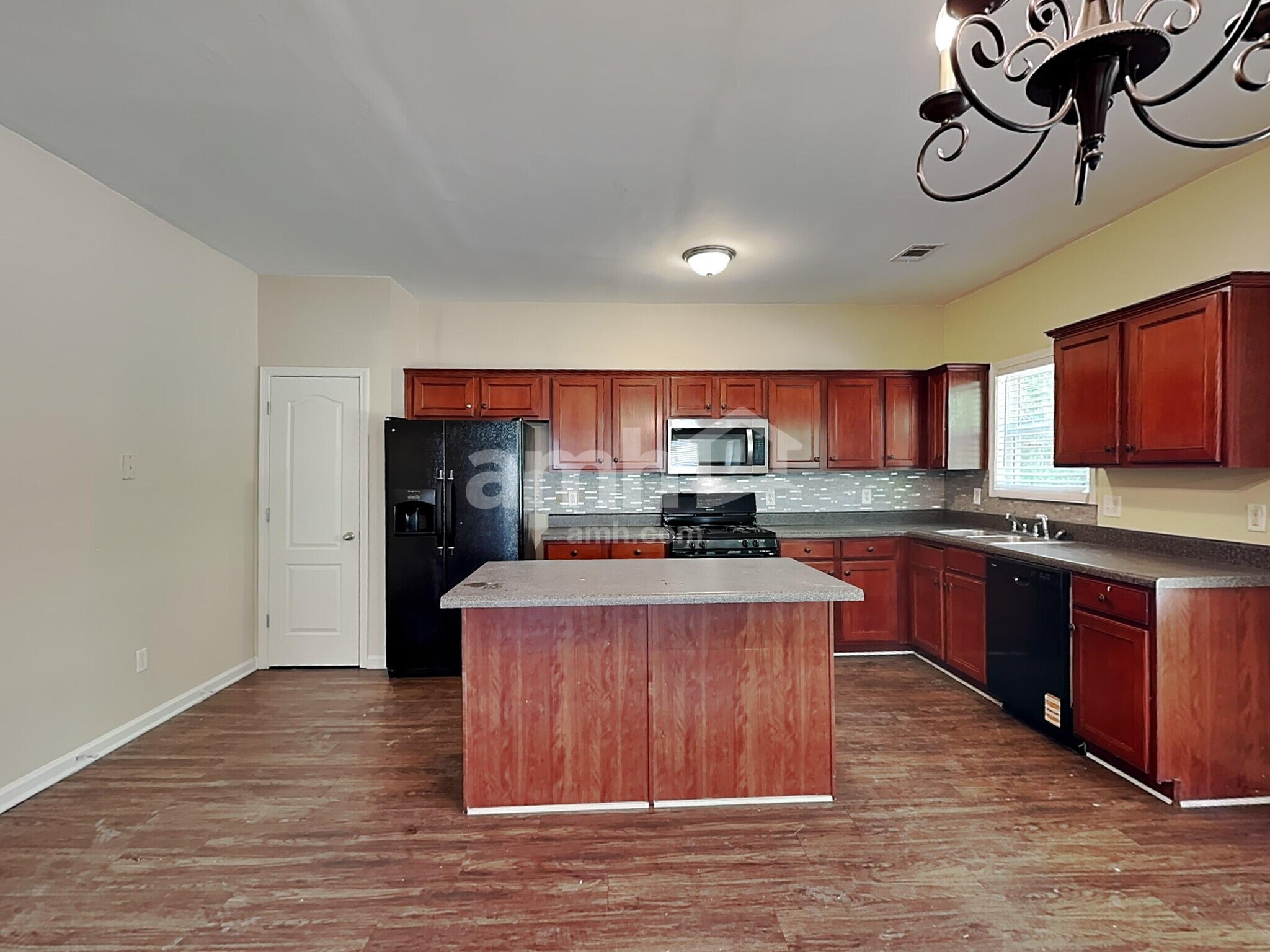 Building Photo - 5232 Lexmark Cir SW