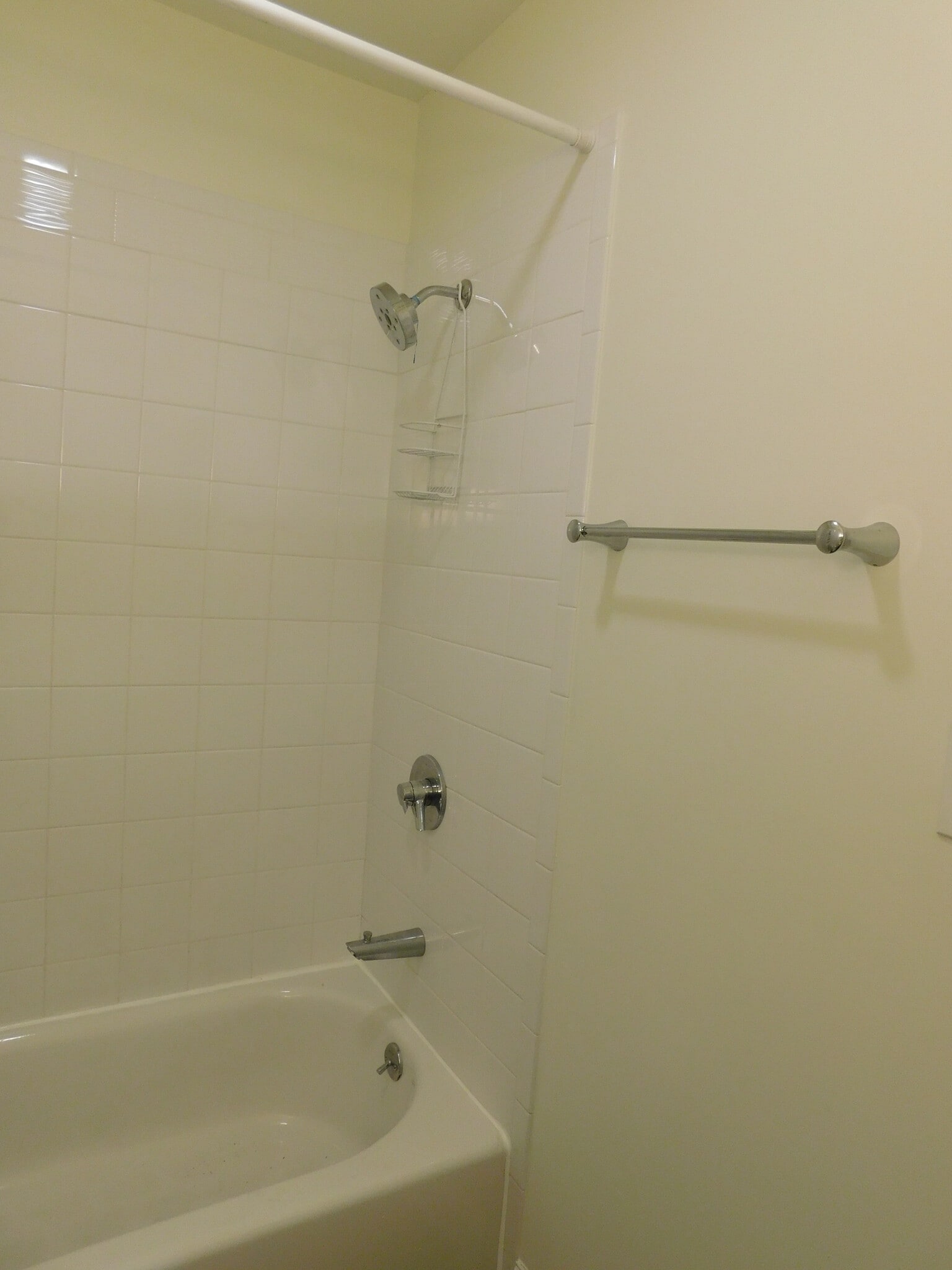 Shower - 1927 S Broad St