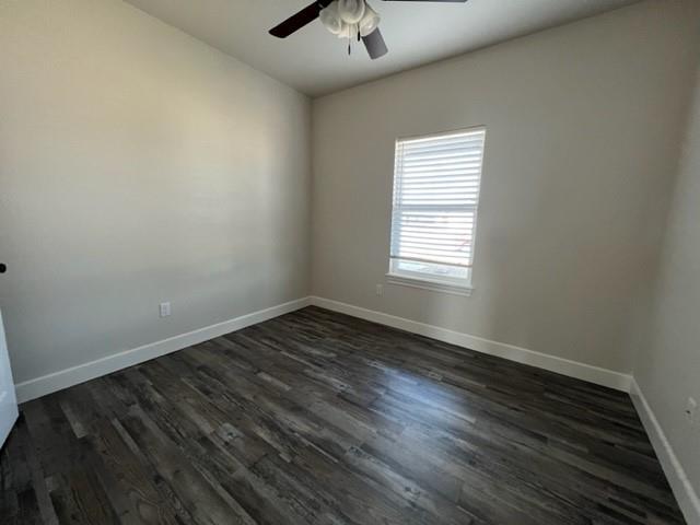 Building Photo - 7118 Phoenix Dr