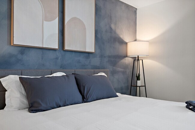 Building Photo - 2223 W Georgia Ave