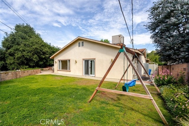 Building Photo - 6300 La Reina Dr