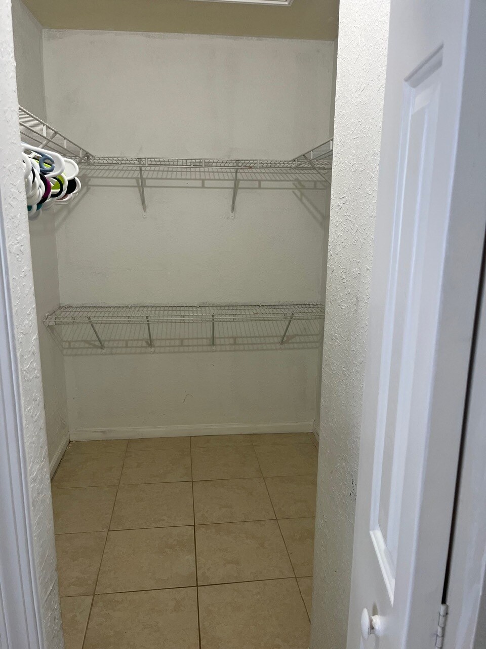 Building Photo - 2819 SE 15th Rd