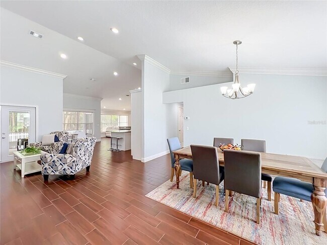 Building Photo - 3020 Hartland Ct