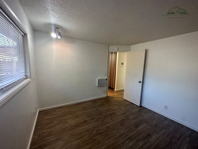 Building Photo - Santa Clara 3 bedroom, 2 bathroom