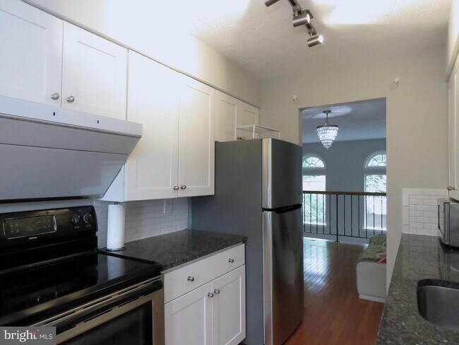 Building Photo - 13945 Big Yankee Ln