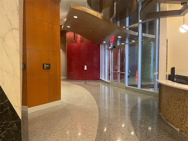 Building Photo - 155 S Court Ave