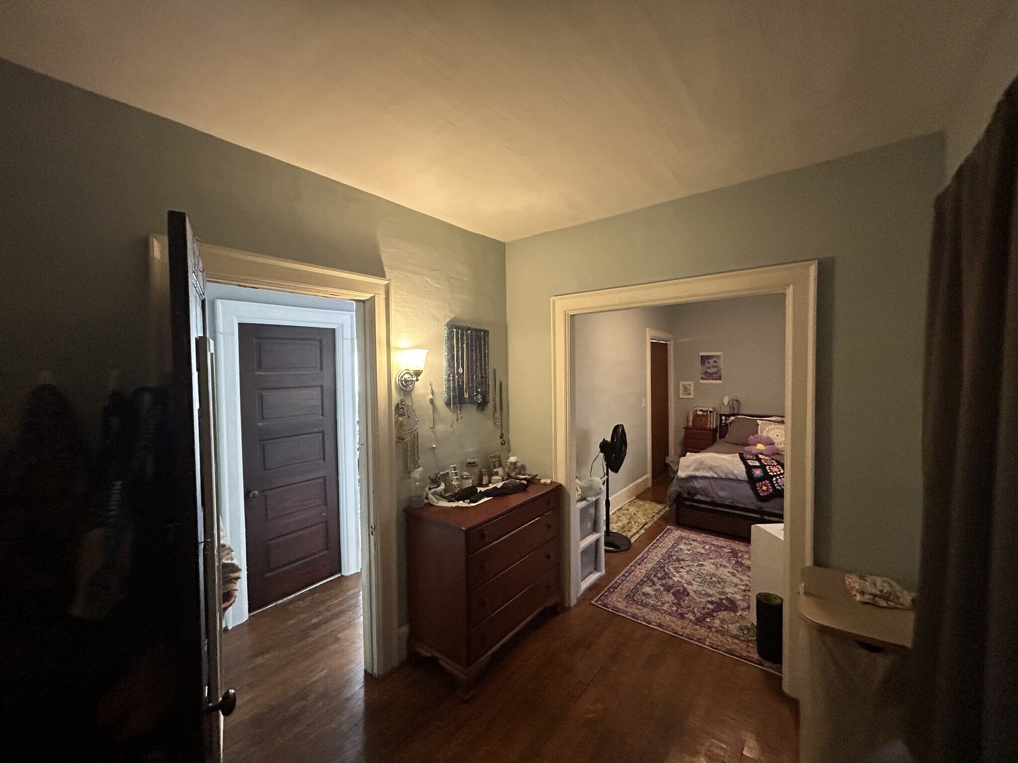 Building Photo - 817 Ashland Ave