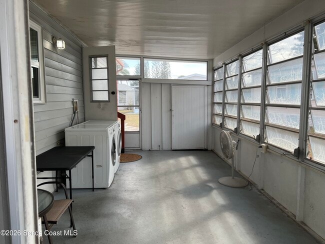 Building Photo - 1142 Parkview Ct NE