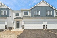 Building Photo - New construction interior-unit townhome in Zimmerman!