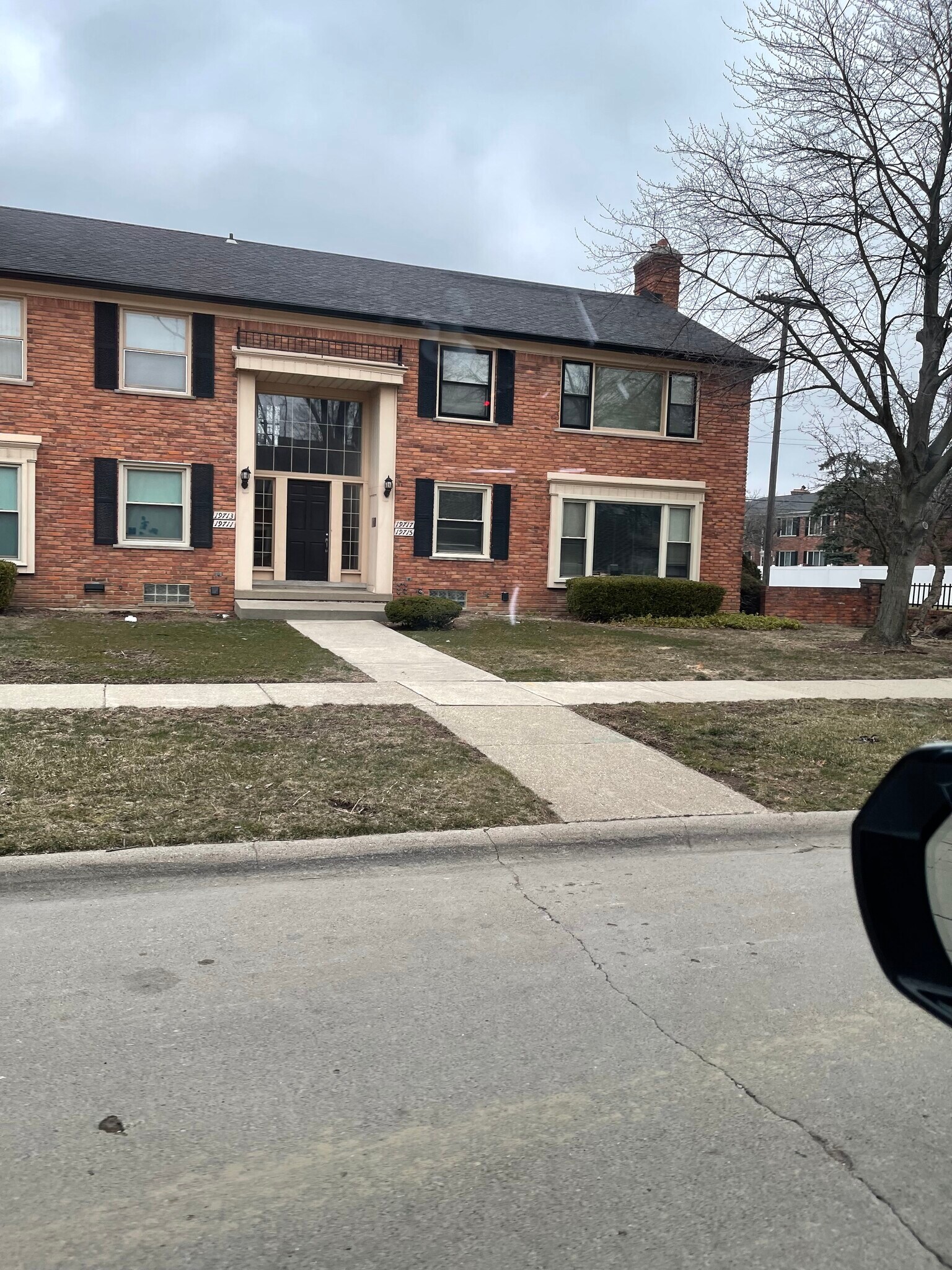 Building Photo - 19717 Fleetwood Dr