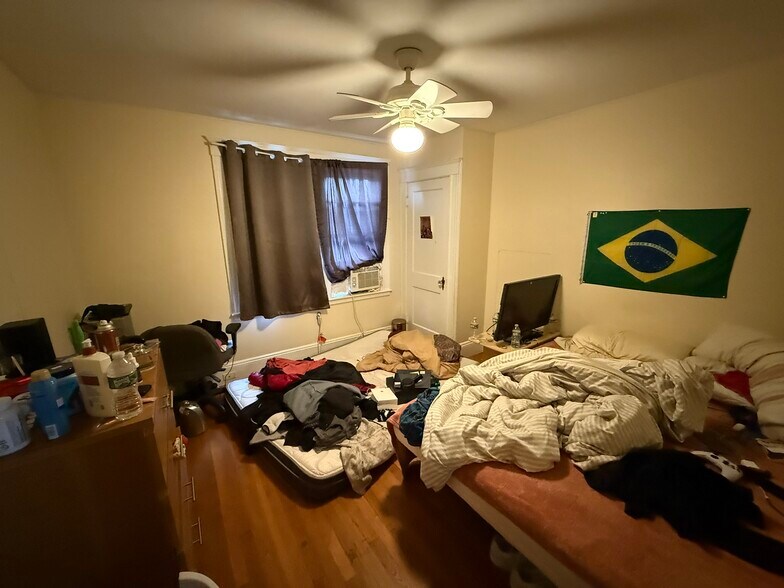 Building Photo - 20 Birch Rd