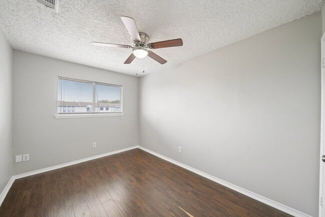 Building Photo - 13464 Castilian Dr