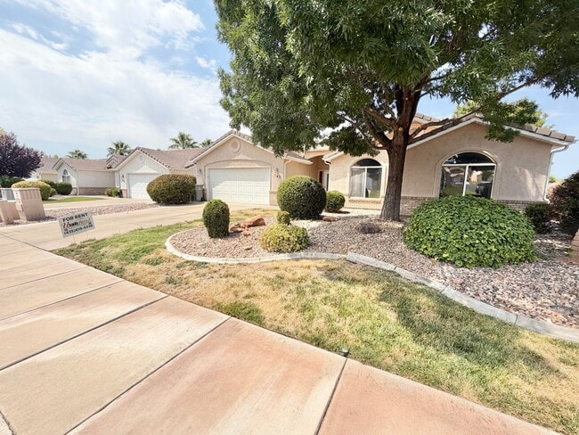 Building Photo - 143 187 N Westridge Dr