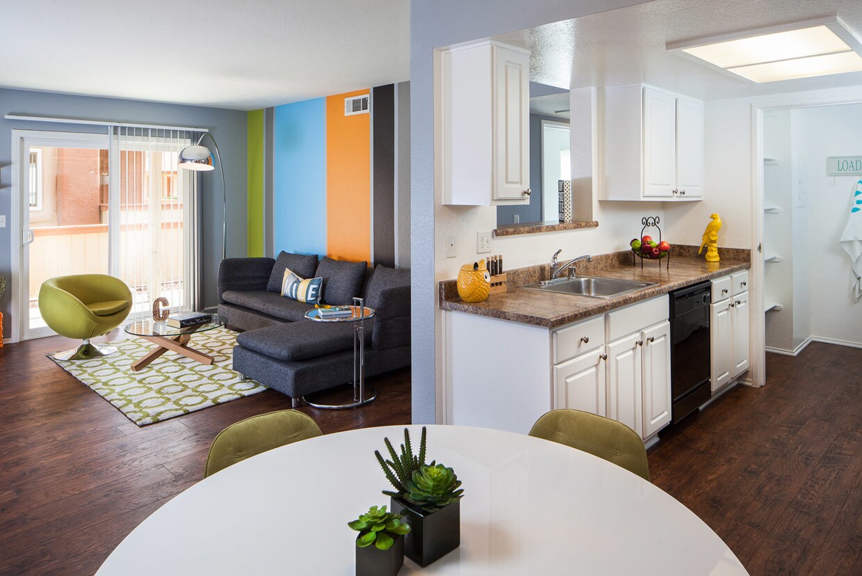corona pointe apartments