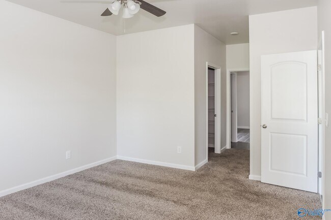 Building Photo - 14853 Norfleet Dr