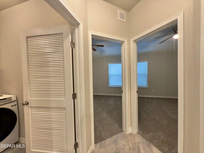 Building Photo - 13877 Paseo Perlas Dr