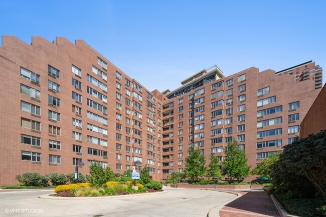 801 S Plymouth Ct 801 S Plymouth Ct Chicago IL 60605 Apartment Finder 801 S Plymouth Ct 801 S Plymouth Ct Chicago IL 60605 Apartment Finder