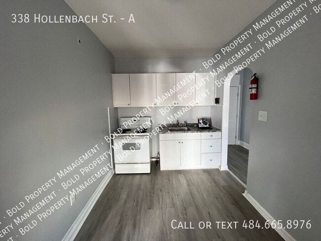 Building Photo - 338 Hollenbach St