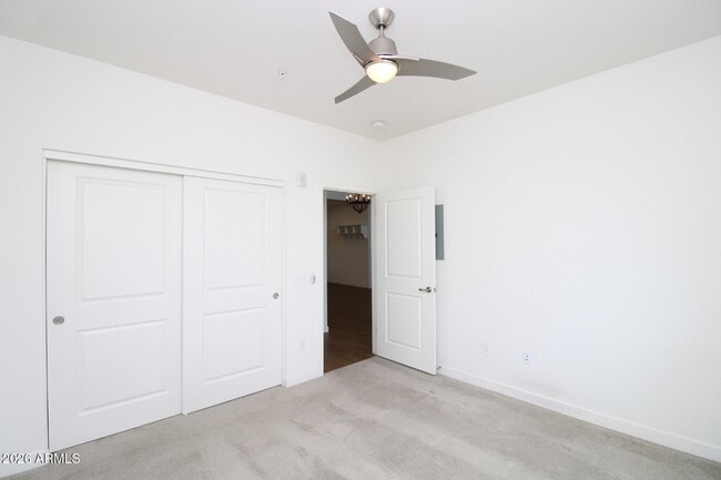 Building Photo - 2511 W Queen Creek Rd