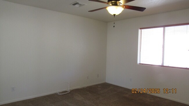 Building Photo - 3 Bedroom 2 bathroom 2 car garage