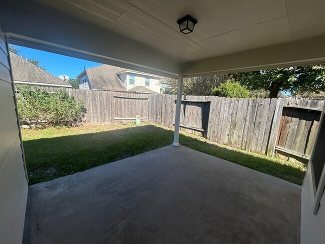 Building Photo - 20922 Barbons Heath Ct