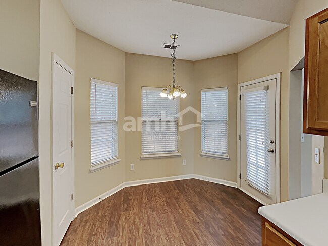 Building Photo - 4865 Lake Park Ln