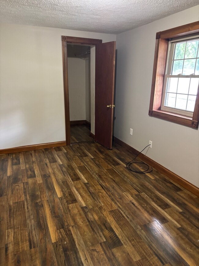 Building Photo - 108 Cleo Dr