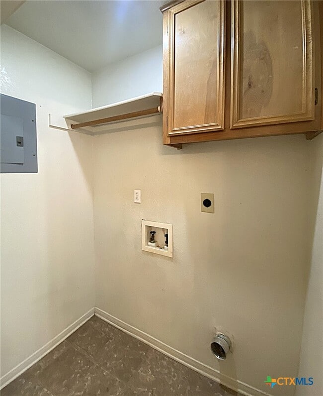 Building Photo - 1312 W Avenue D