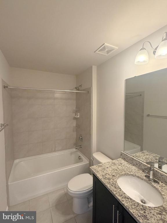 Building Photo - 6504 Bullrush Ct