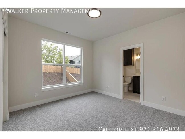 Building Photo - 1008 E Rork Ct