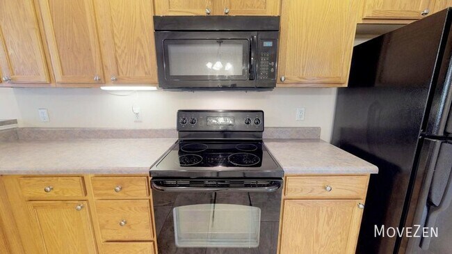 Building Photo - 2800 Berry Patch Ct