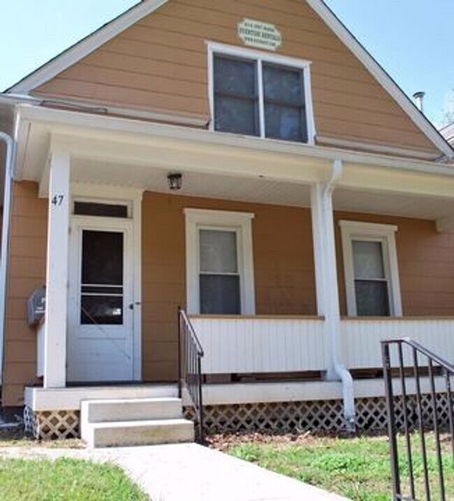 Building Photo - 47 W Oakland Ave