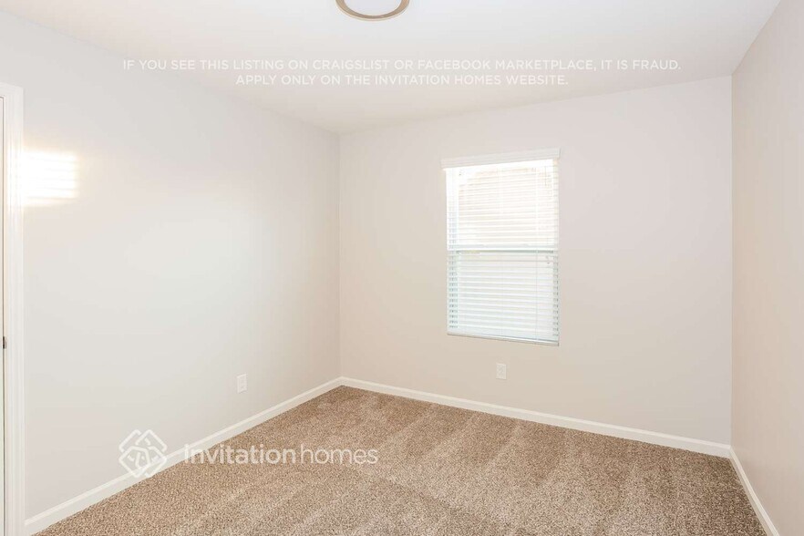 Building Photo - 4186 Broadstairs Dr SW