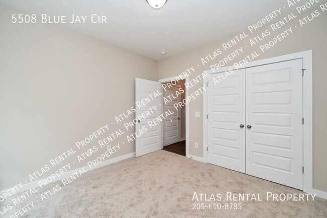 Building Photo - 5508 Blue Jay Cir