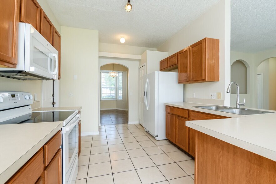 Building Photo - 2510 Sherbrook Ln