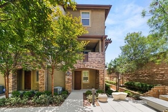 Building Photo - 12162 Diamond Dust Dr