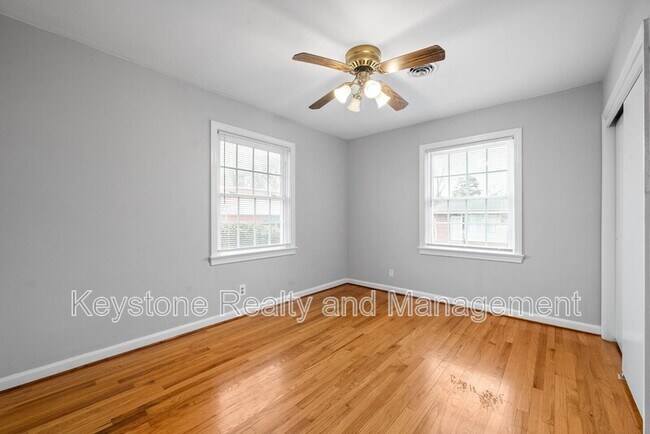 Building Photo - 1319 Fort Campbell Blvd