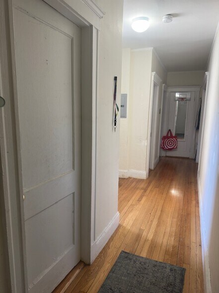 Building Photo - 1192 Boylston St