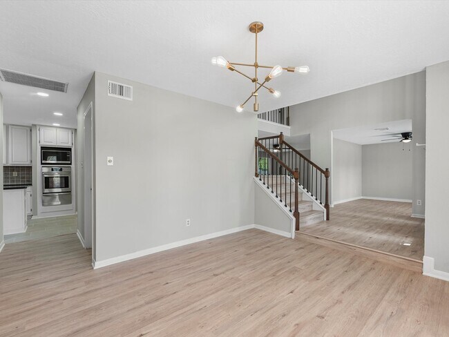 Building Photo - 1227 Lake Estates Ct