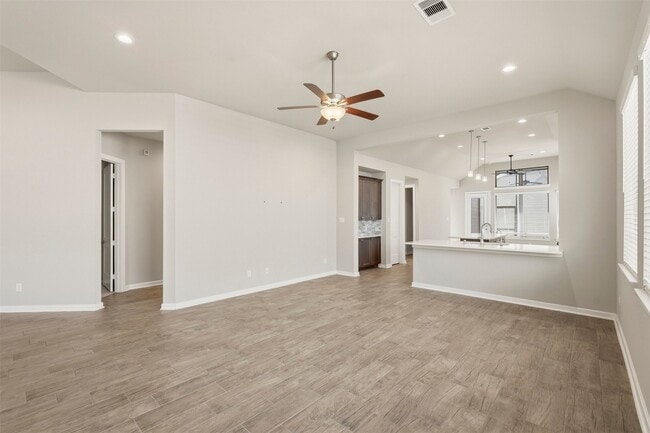 Building Photo - 1227 Carswell Grove Dr