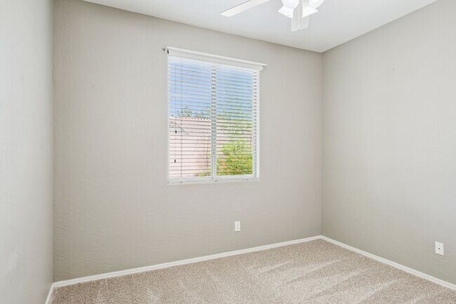 Building Photo - Beautiful 4 bedroom three bath home!