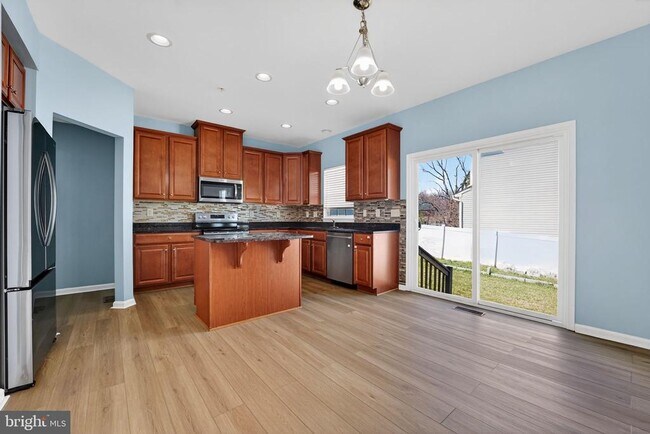 Building Photo - 8419 Jacqueline Ct