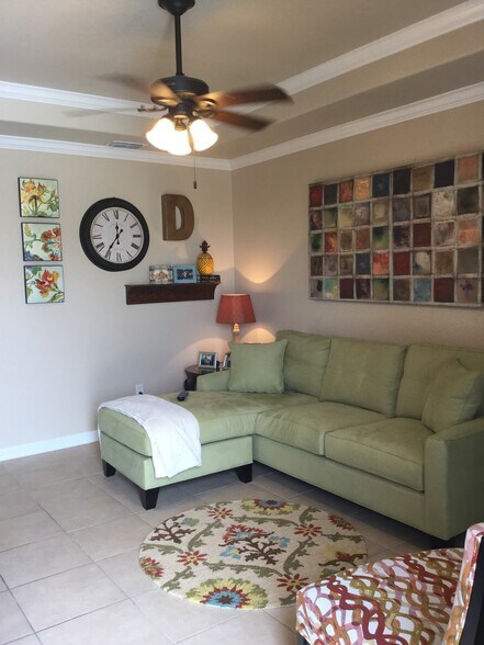 Living Room - 2706 Bobcat Ln