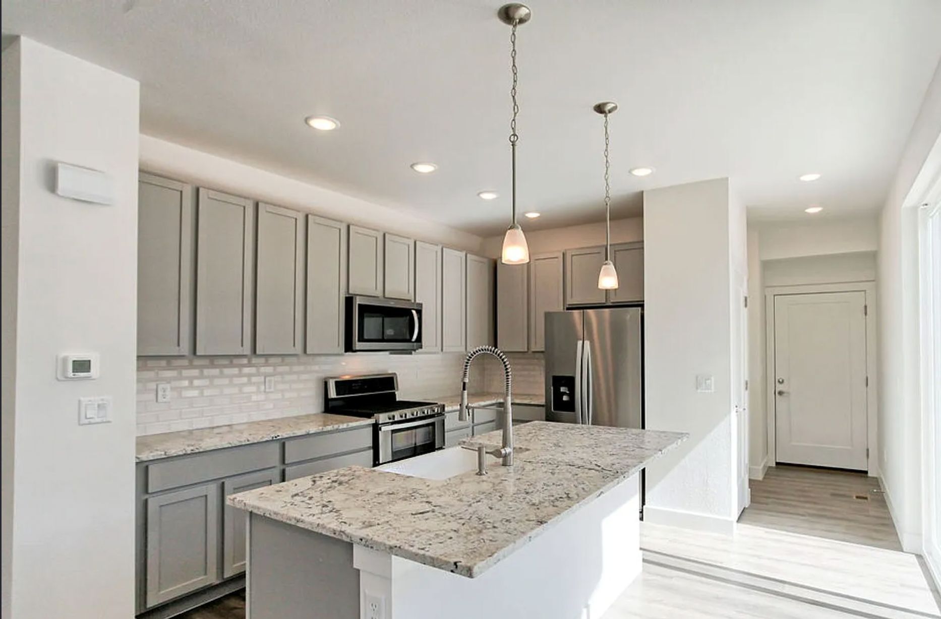 Building Photo - 4924 Brule Dr