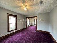 Building Photo - 1023 Persons Ct