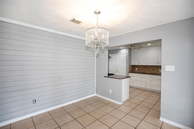 Building Photo - 10514 Sagemeadow Ct