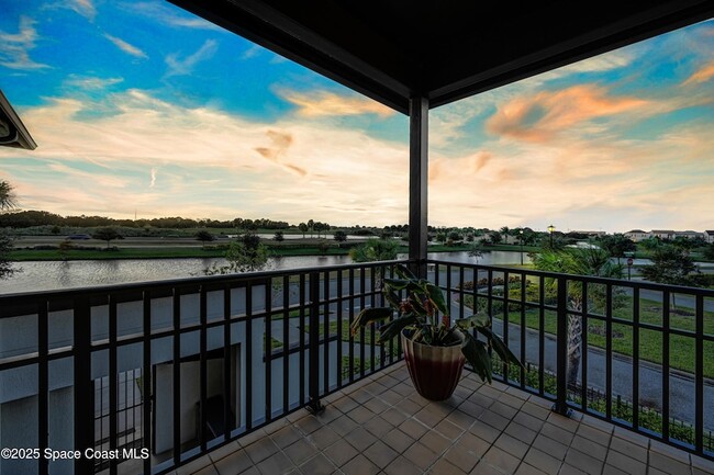 Building Photo - 7103 Vista Hermosa Dr