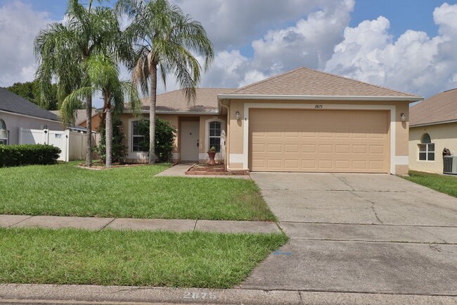 Building Photo - Amazing Lake Mary Neighborhood