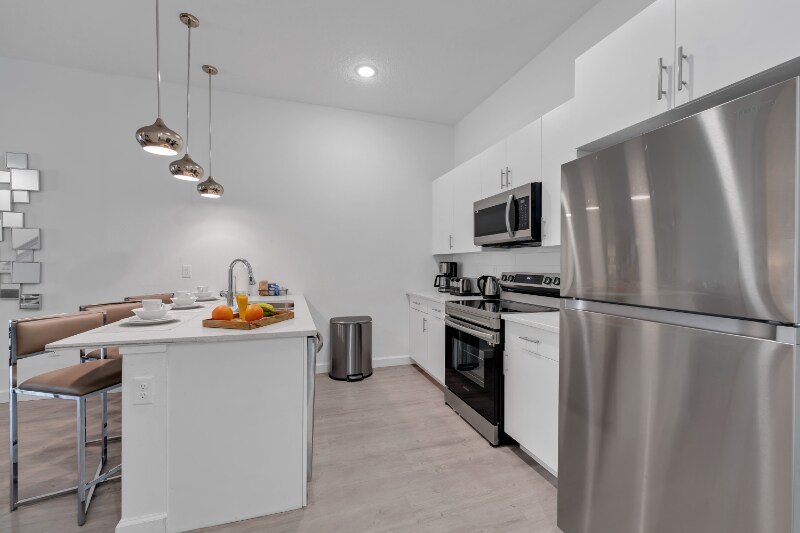 Building Photo - 649 Trikomo Dr